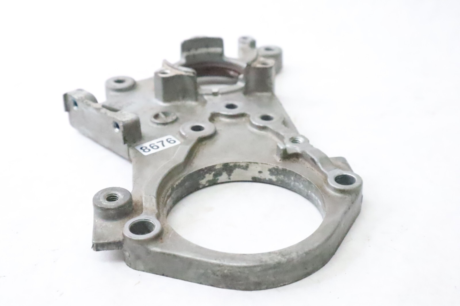 Suzuki DF 40 50 60 outboard pulsor coil/ starter bracket (11411-88L00) - Image 9
