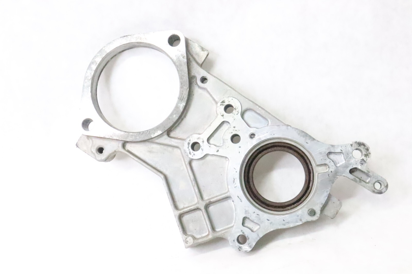 Suzuki DF 40 50 60 outboard pulsor coil/ starter bracket (11411-88L00) - Image 10
