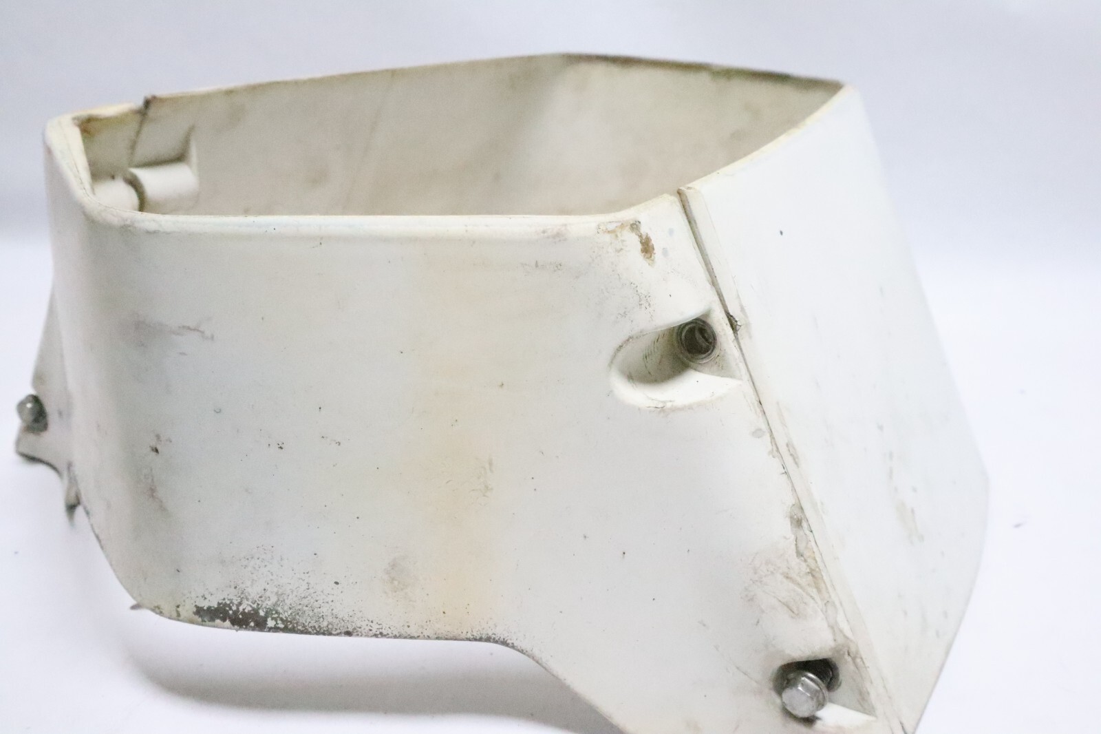 Johnson Evinrude 85-115-135-150-185-200-235 Cover Exhaust Rear 0389274 Cowling - Image 13