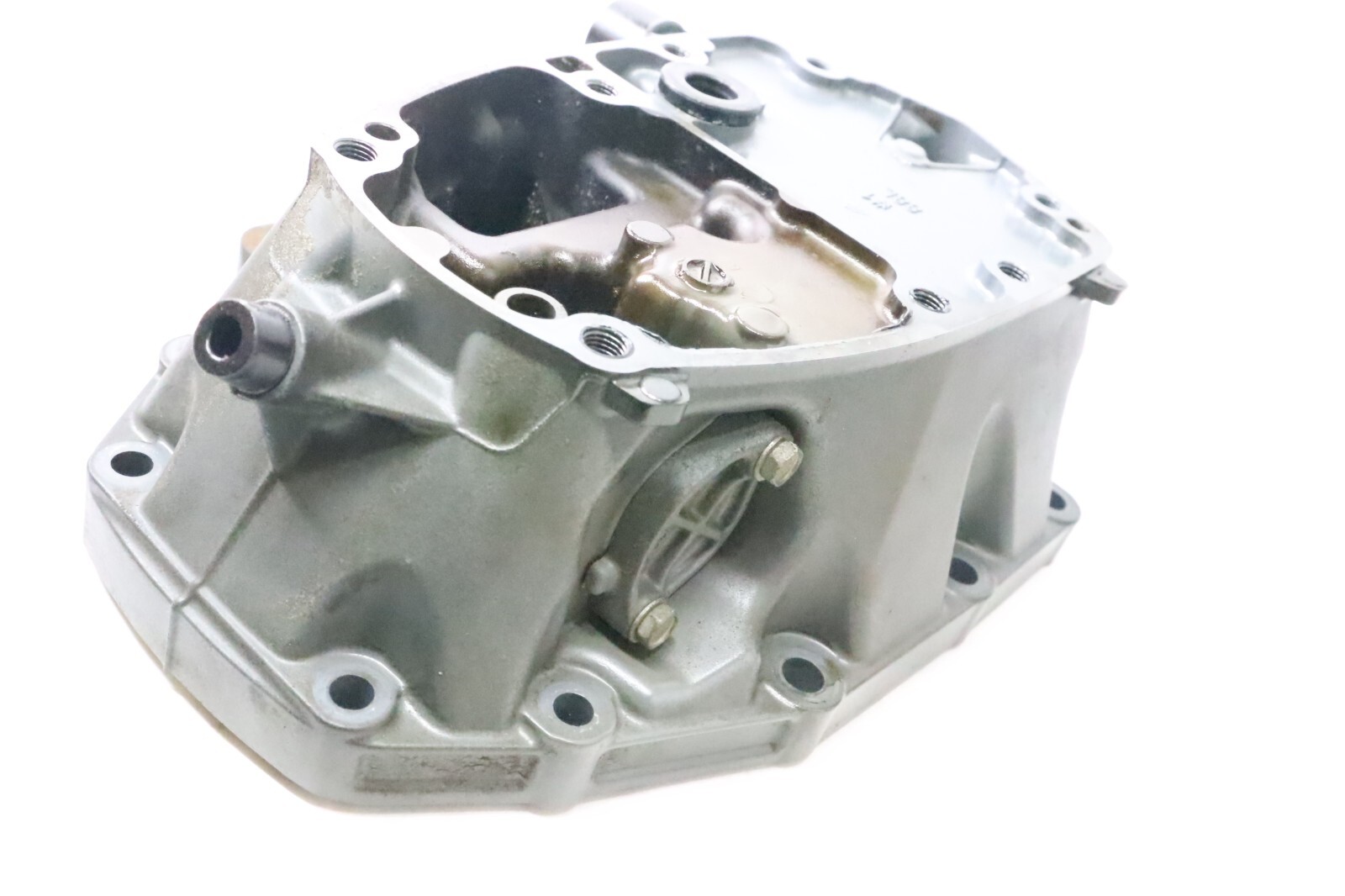 11501-88L01-0EP Suzuki DF 40 50 hp Outboard Motor Oil Pan Adapter Plate - Image 8