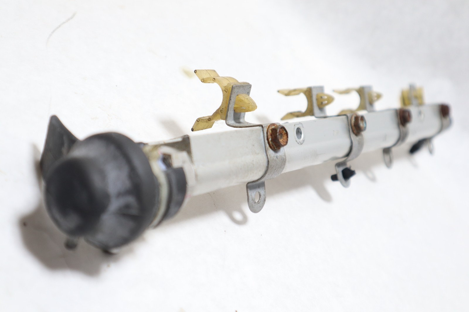 FUEL RAIL W/ regulator HONDA bf 115-150 HP OUTBOARD 16621-ZY6-000 - Image 6
