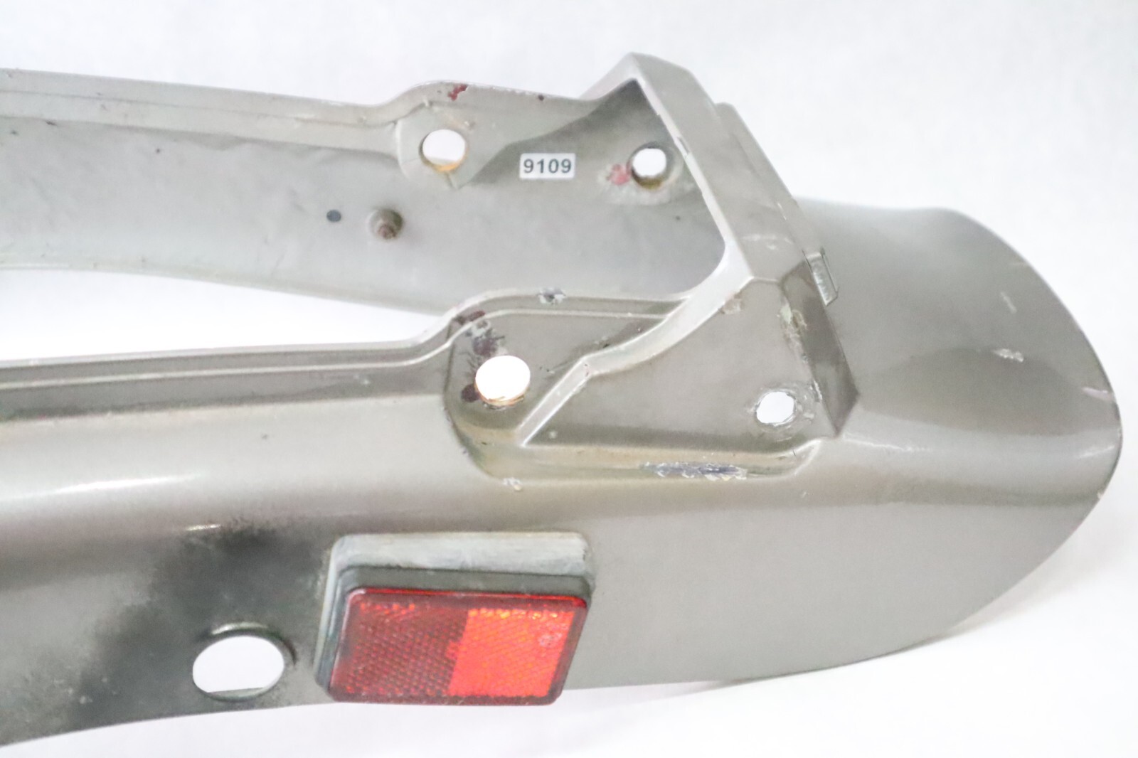 1983 83 Honda CX650C CX650 CX 650 Rear Fender 837A3-ME8-000ZB - Image 2