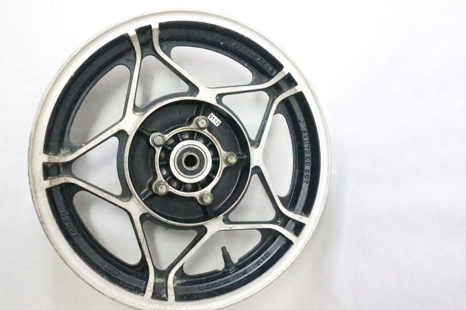 83 1983 HONDA CX650C REAR BACK WHEEL RIM STRAIGHT 15X3.00 CX650 - Image 6