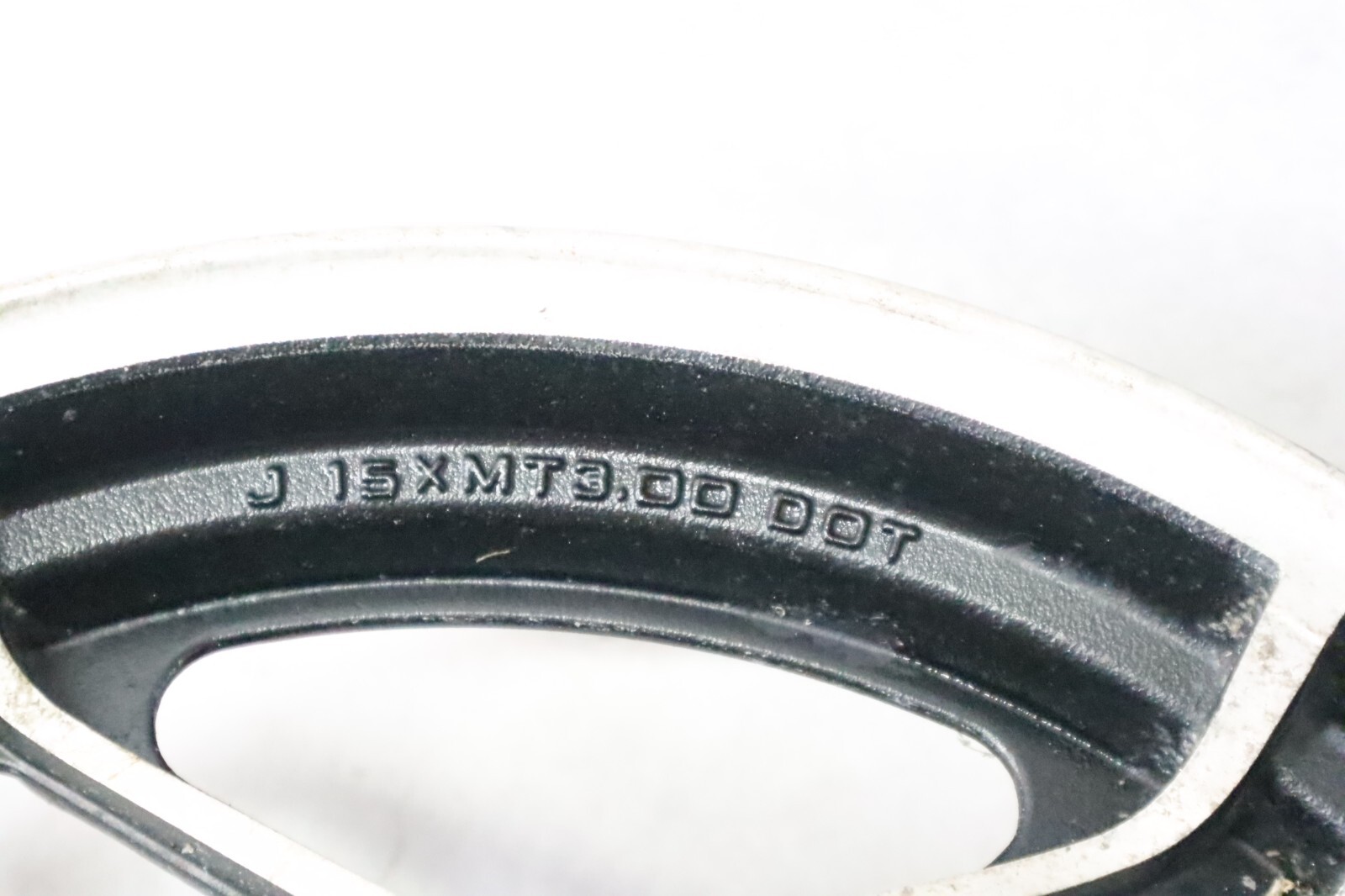 83 1983 HONDA CX650C REAR BACK WHEEL RIM STRAIGHT 15X3.00 CX650 - Image 8