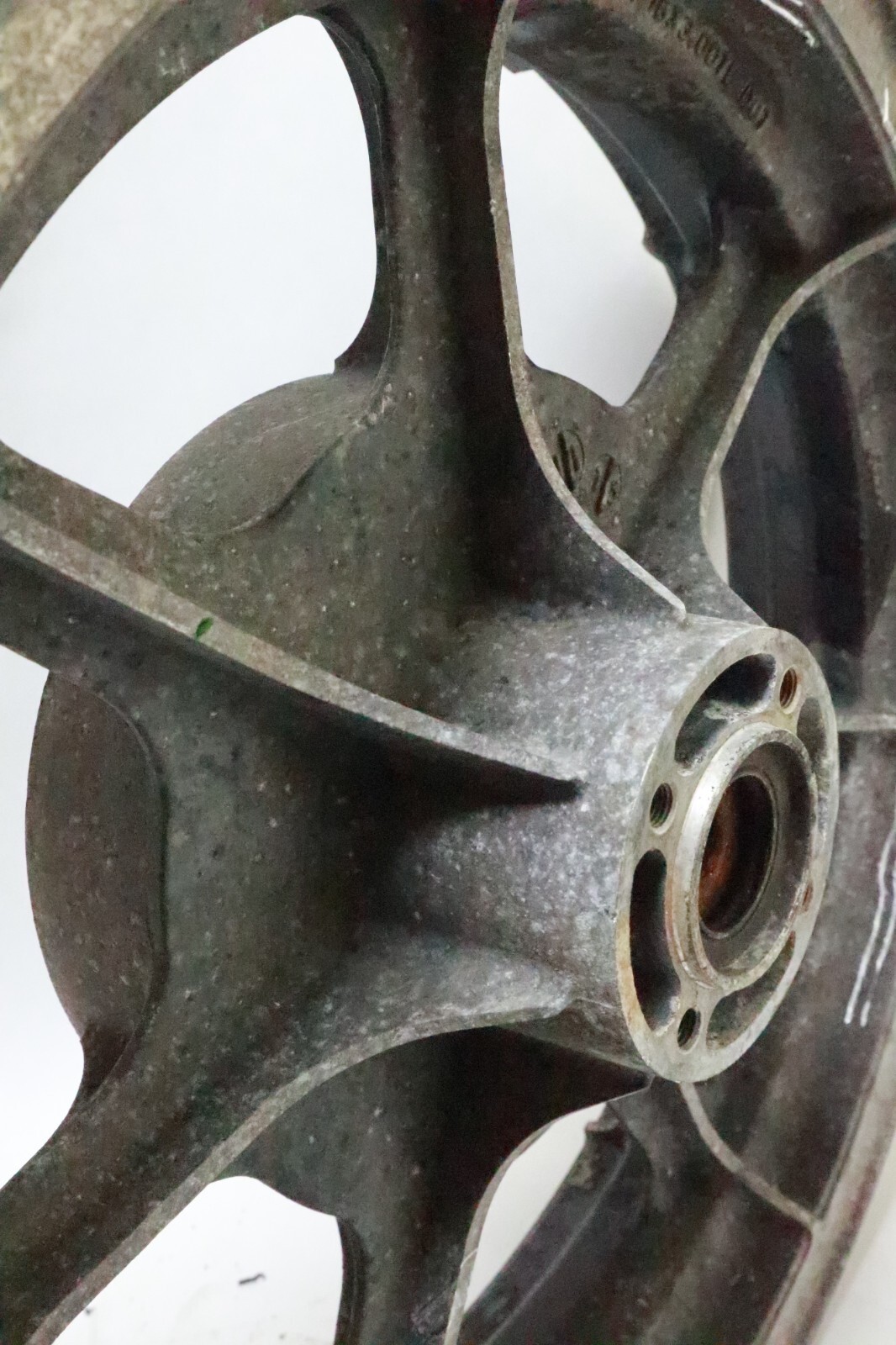 80 81 82 83 Kawasaki KZ750 KZ 1000 OEM Rear Back Wheel Enkei R-1050 Japan - Image 14
