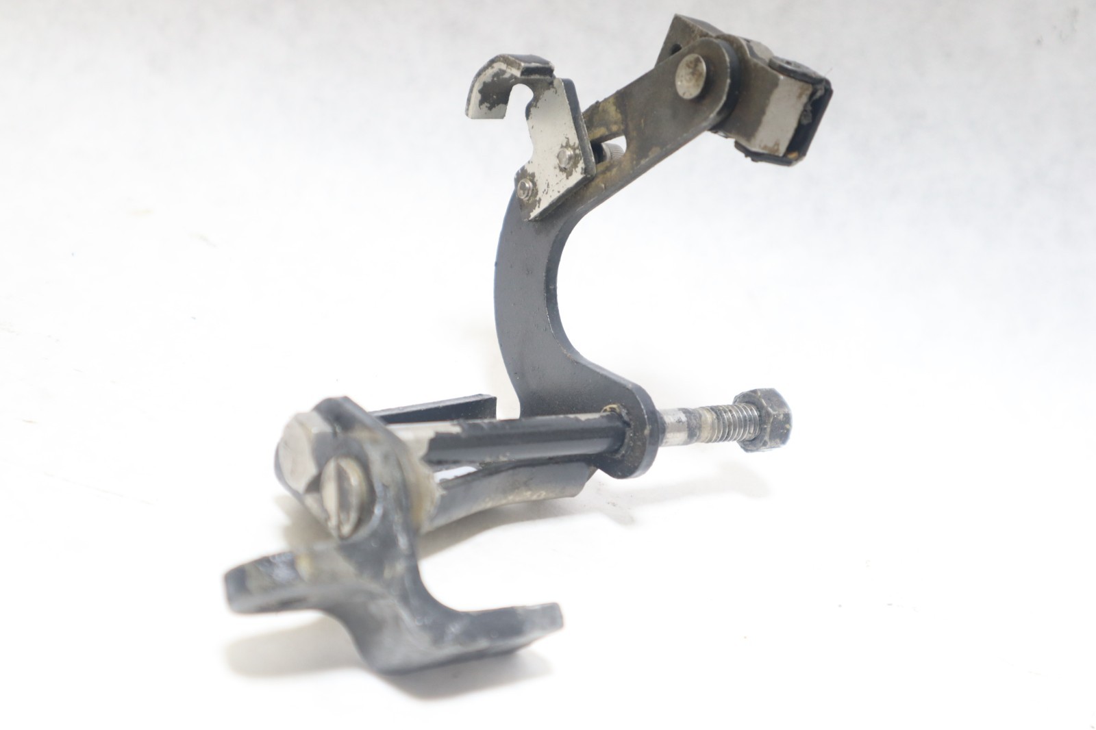 819469A 1 819469A1 Force Outboard 90 120 150 Hp Gear Shift Linkage Assembly NLA - Image 4