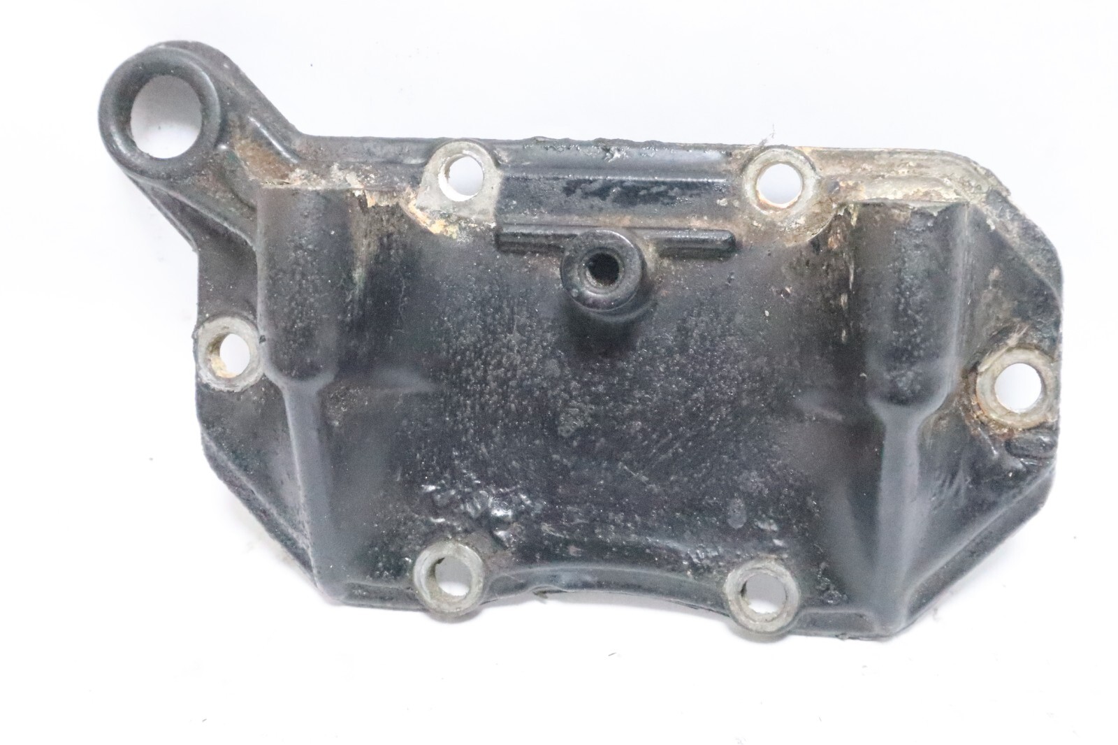 Cover 88hp - 115hp V4 317954 1977-98 Johnson Evinrude Water Passage Outboard - Image 3
