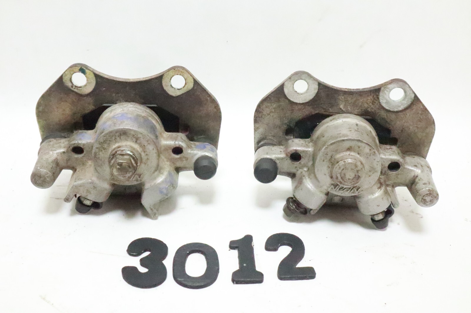 04-14 Outlander 400 500 650 800 Front RIGHT+LEFT Brake Caliper OEM - Image 3