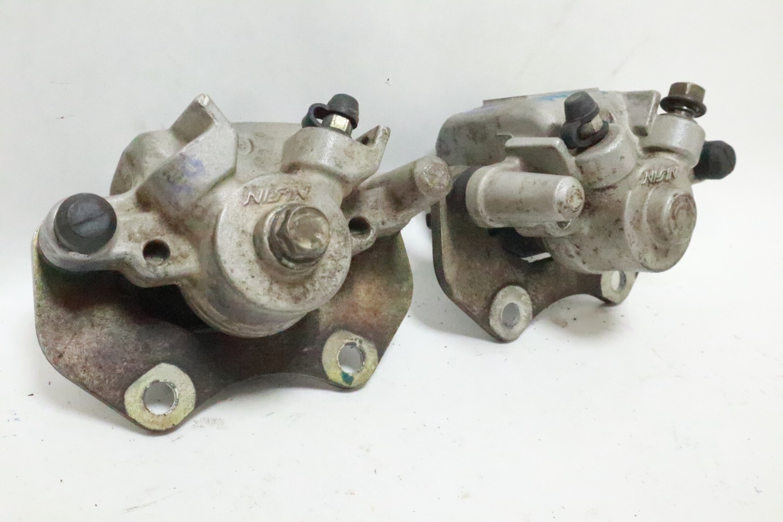 04-14 Outlander 400 500 650 800 Front RIGHT+LEFT Brake Caliper OEM - Image 10