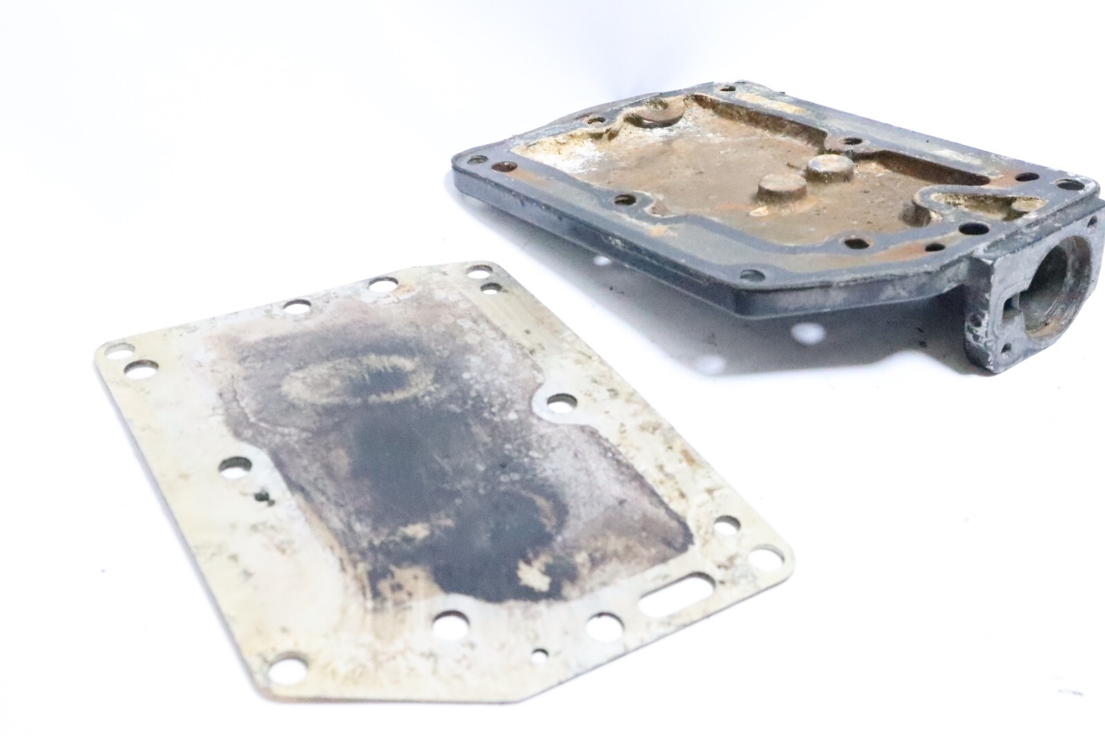 89013A2 Mercury Outboard Thermostat Cover Assembly 7.5 & 9.8 HP 89013A1 - Image 8