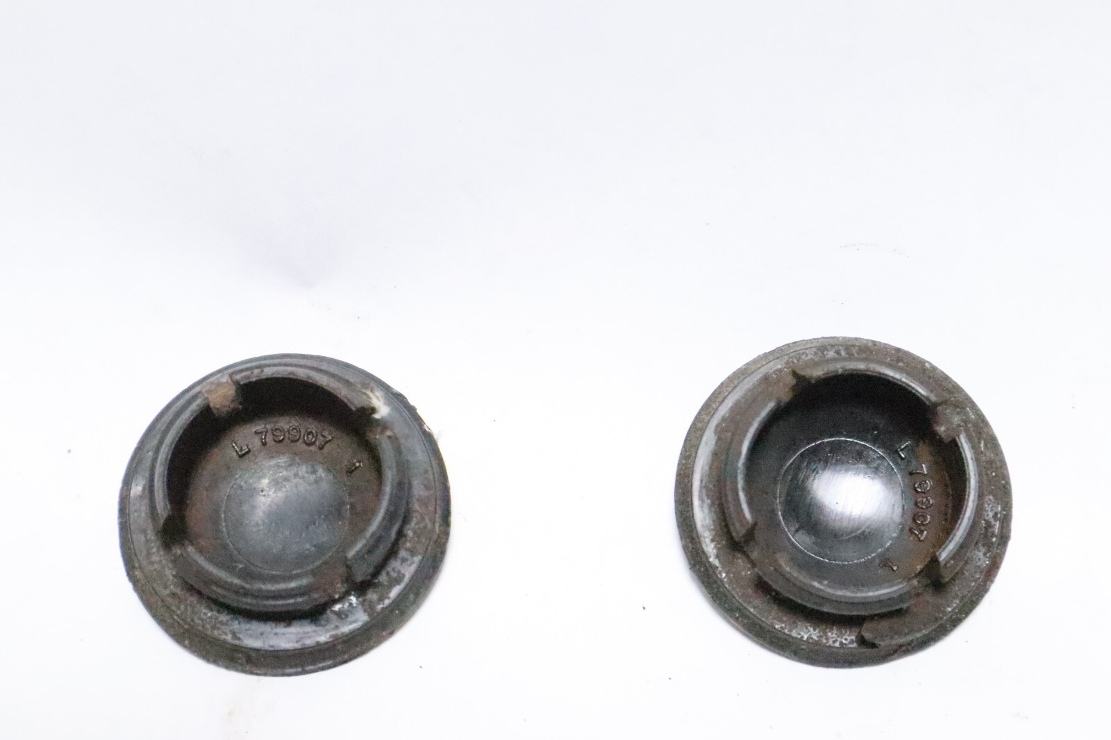 79907 Motor Mount Cover (Pair) Mercury Mariner Outboard Engines - Image 6