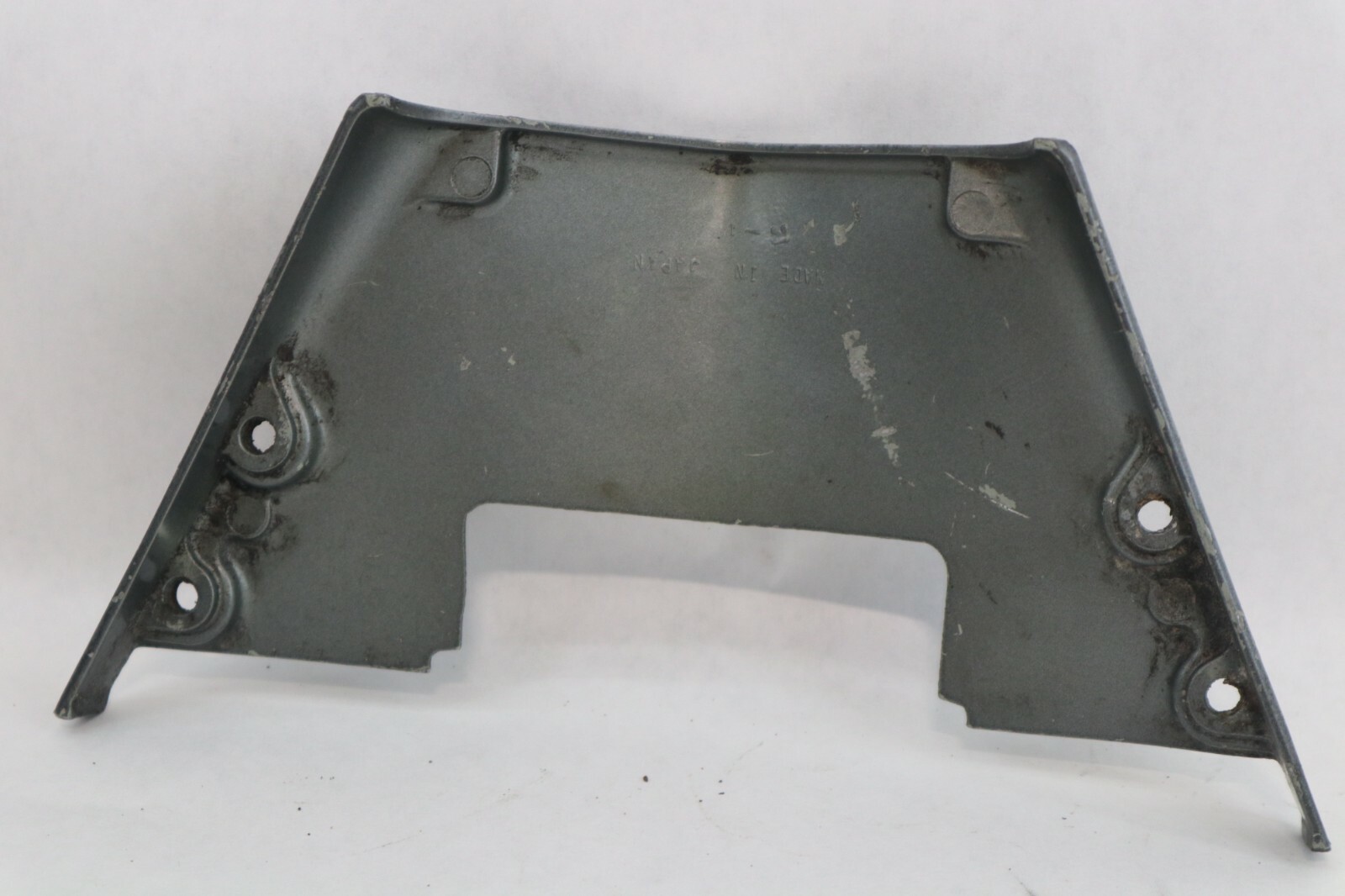 Suzuki DT 55-65-75-85 HP Lower Front Under Cover 61131-95201-0ED 1988-2000 - Image 9