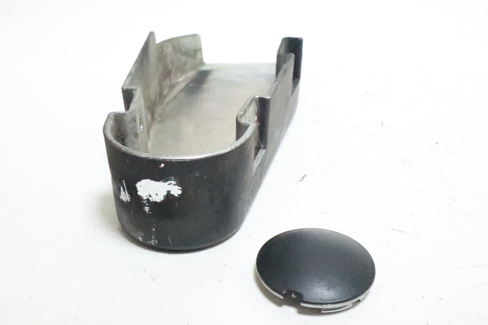 2006 Hyosung 650 GV TWIN GV650 Used Rear Swingarm left Cover 2007 - Image 10