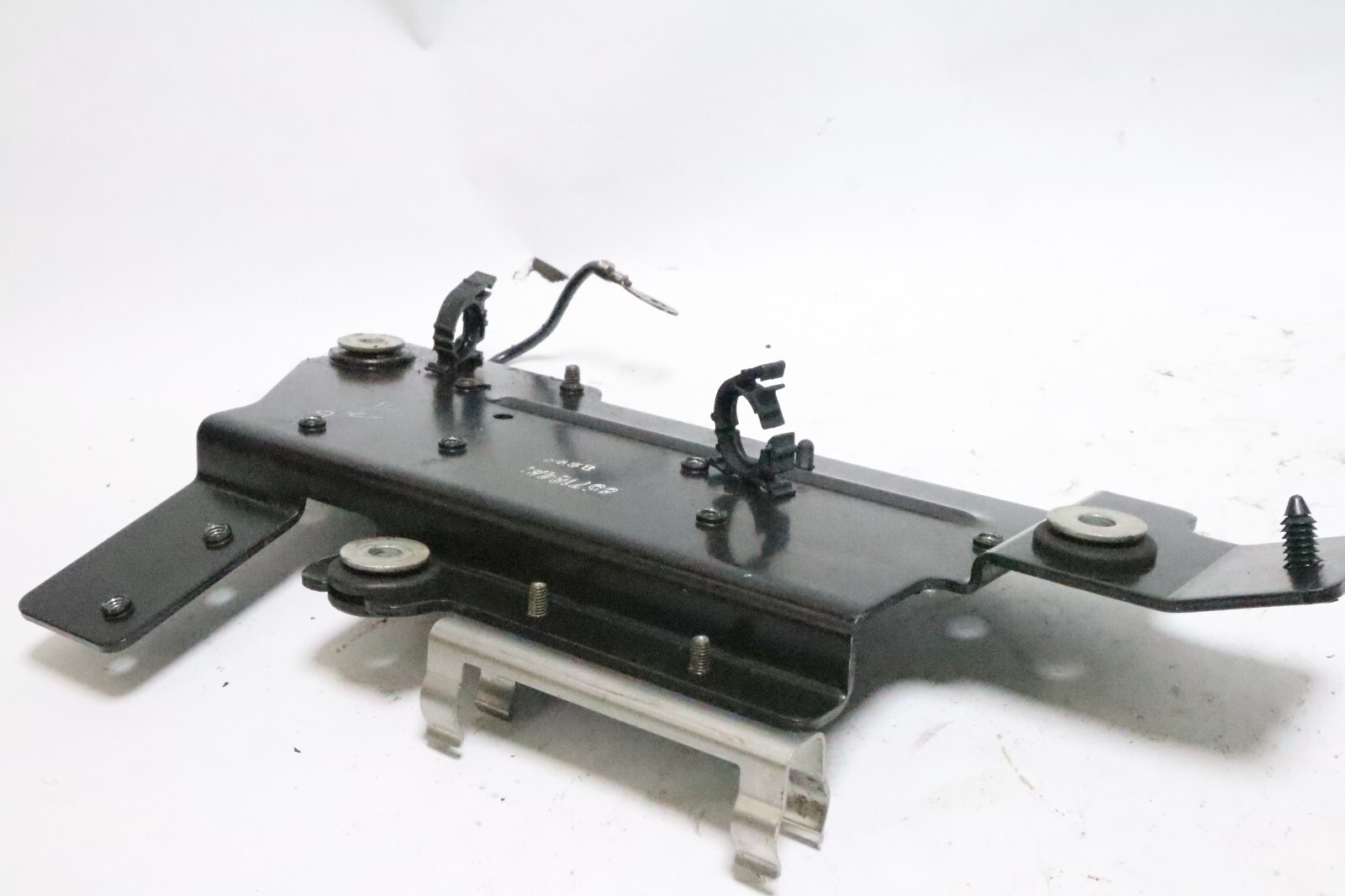 MERCURY OUTBOARD ELECTRICAL MOUNTING PLATE 8571641 - Image 8