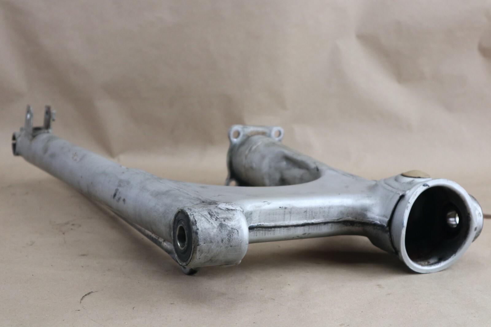 OEM 1985-1997 Yamaha Virago 700 750 1000 XV1000 REAR SWINGARM SUSPENSION ARM - Image 5