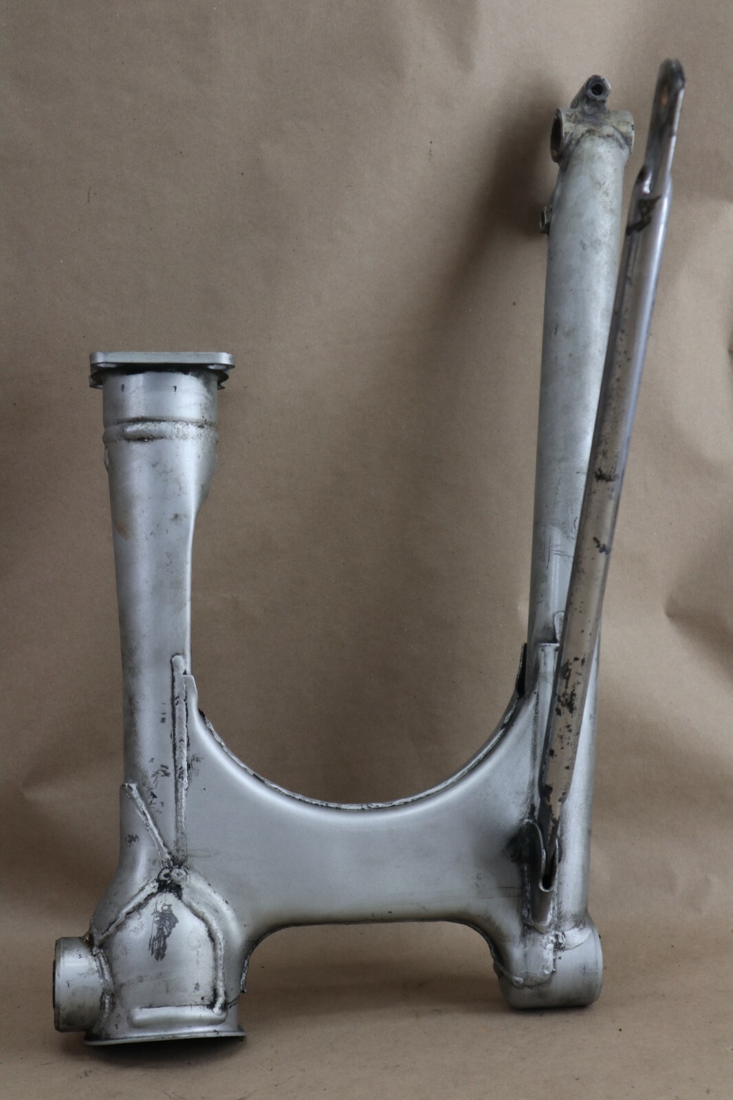 OEM 1985-1997 Yamaha Virago 700 750 1000 XV1000 REAR SWINGARM SUSPENSION ARM - Image 10