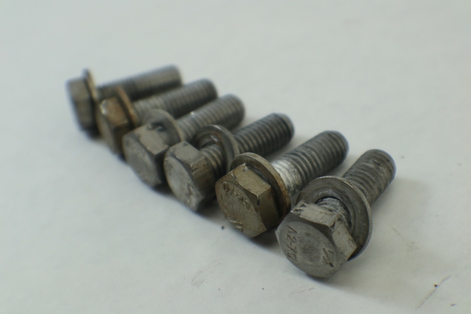OEM Mercury Trim Tilt Block Screws MOUNTING BOLTS 4000330 - Image 4
