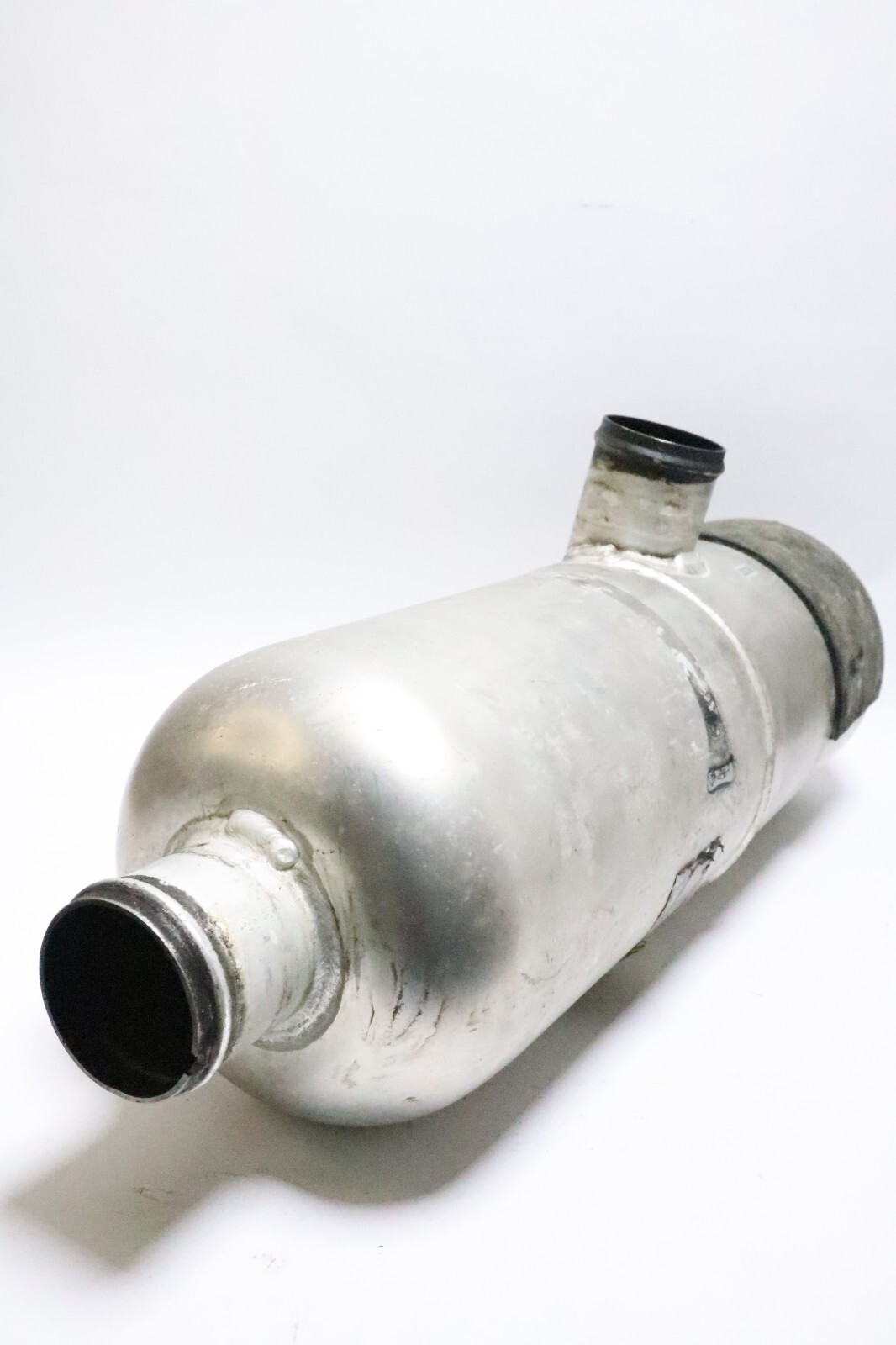 2001-2005 Yamaha OEM Muffler Exhaust Waterlock Box Freshwater WaveRunner GP800R - Image 3