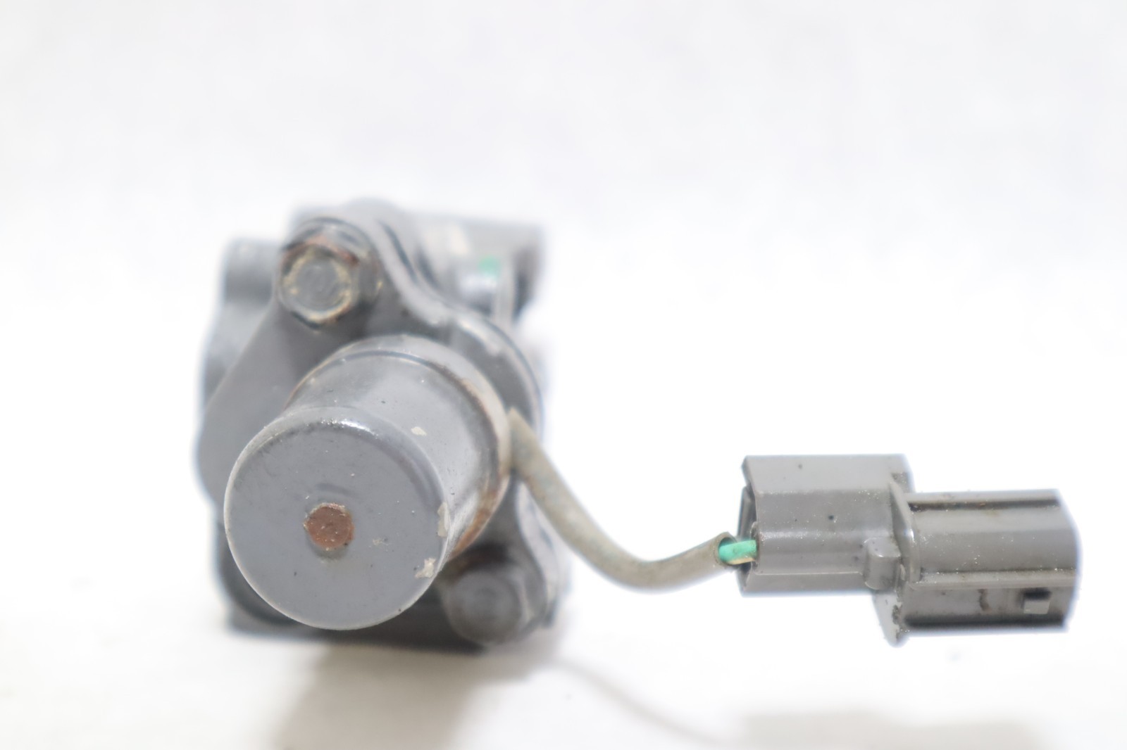 HONDA MARINE SPOOL VALVE 150HP 15810-ZY6-013ZA BF150 - Image 4