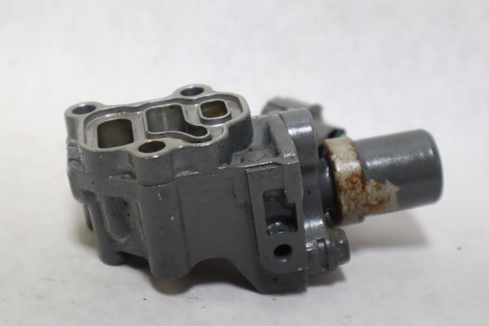 HONDA MARINE SPOOL VALVE 150HP 15810-ZY6-013ZA BF150 - Image 7