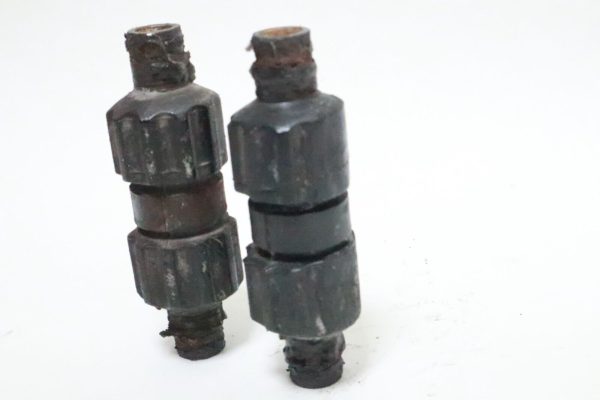 Honda RUBBER, ENGINE MOUNTING (LOWER) 50202-HP0-A50  USED - Image 8