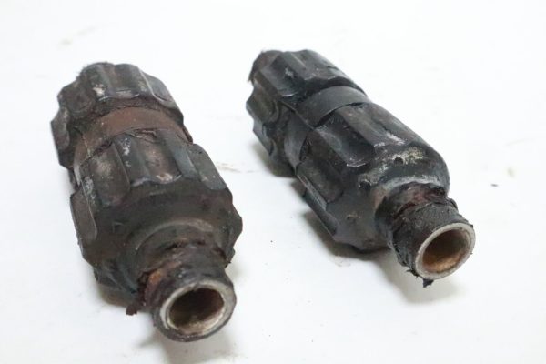 Honda RUBBER, ENGINE MOUNTING (LOWER) 50202-HP0-A50  USED - Image 11