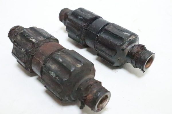 Honda RUBBER, ENGINE MOUNTING (LOWER) 50202-HP0-A50  USED - Image 12