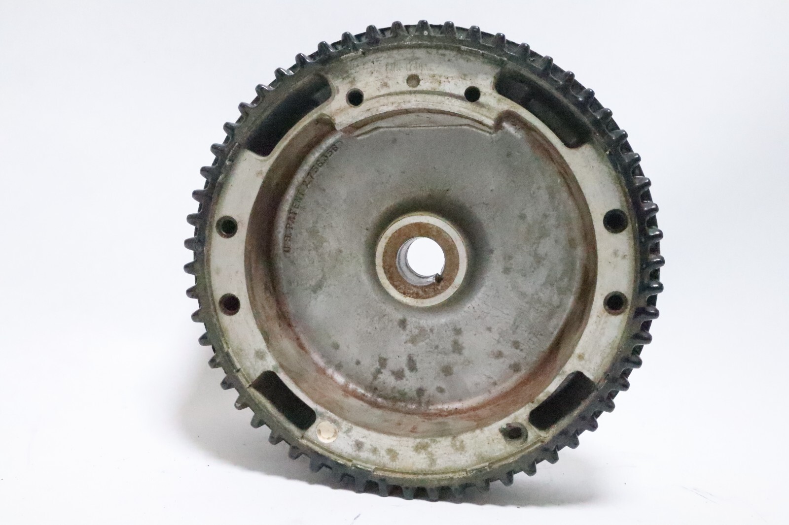 FA681097 yy F681097 FLYWHEEL 681097 sears gamefisher 9.9hp 15hp? 225. force - Image 9