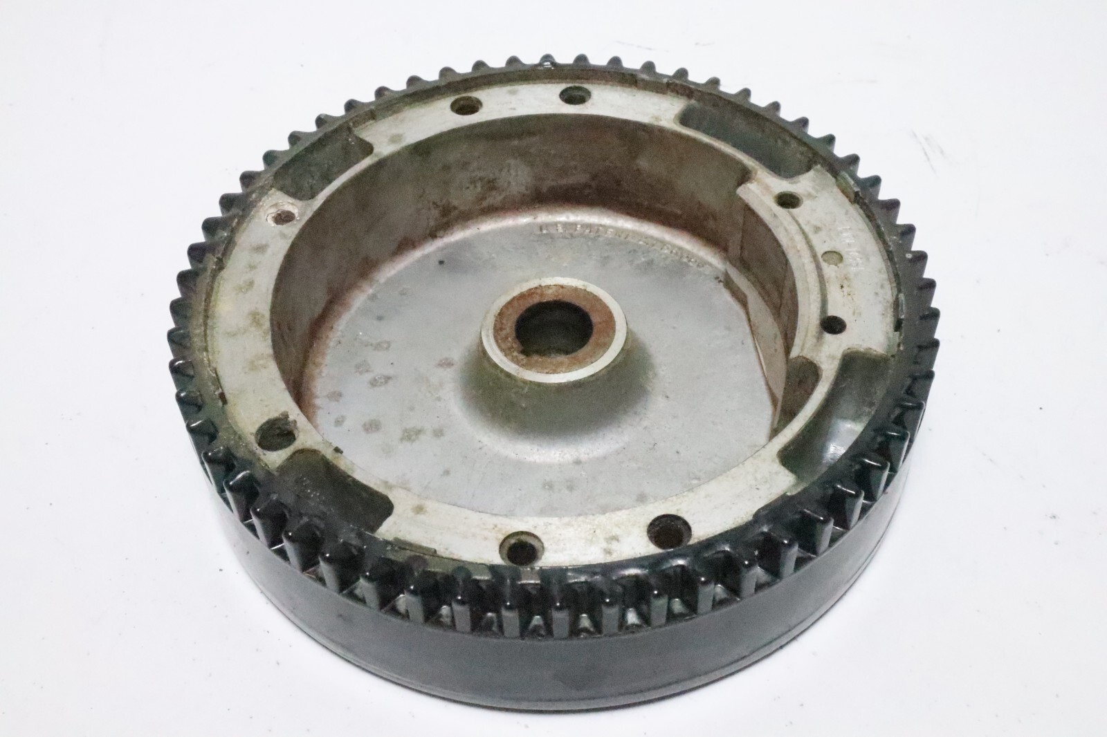 FA681097 yy F681097 FLYWHEEL 681097 sears gamefisher 9.9hp 15hp? 225. force - Image 11