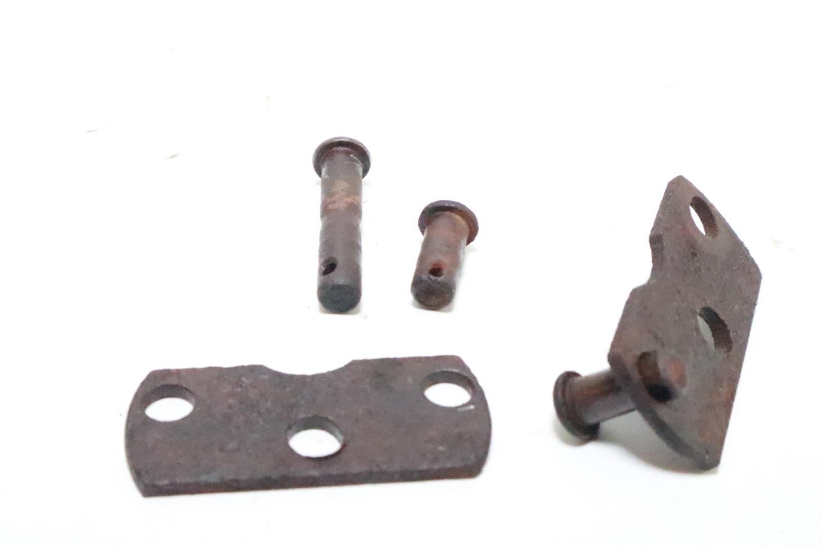 Used John Deere 727 Ztrak Parking Brake CABLE PLATE - Image 6