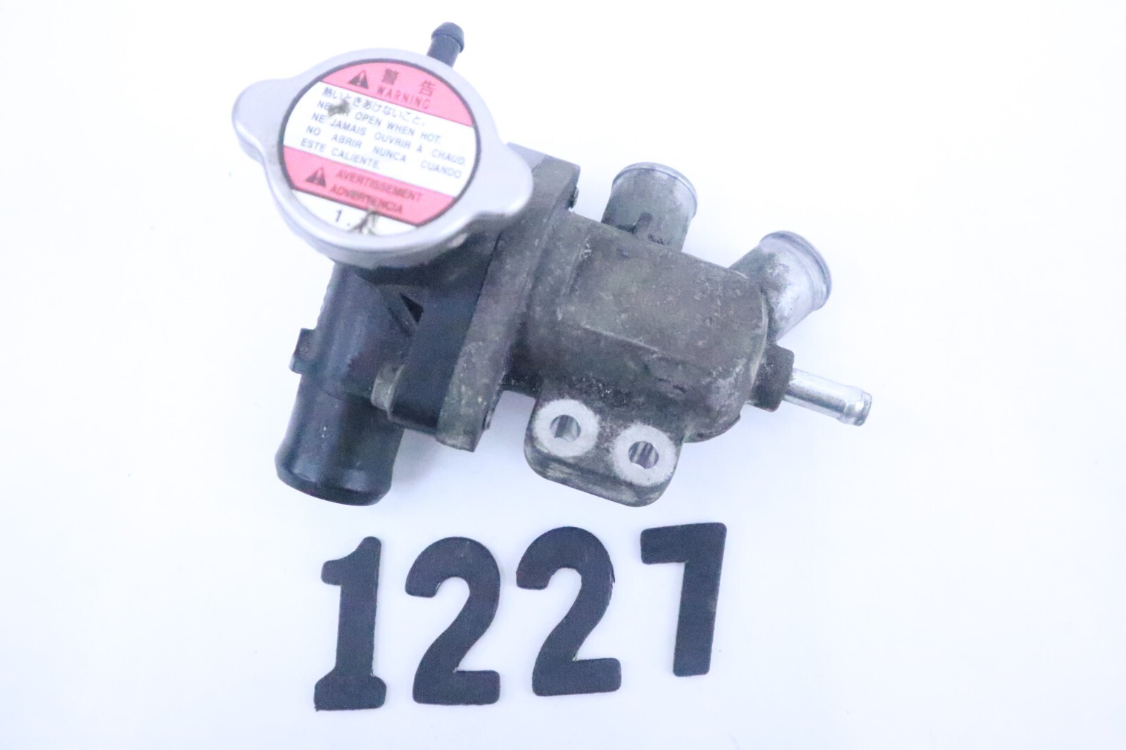 SUZUKI GSX650F KATANA OEM GSF1250 WATER THERMOSTAT - Image 2