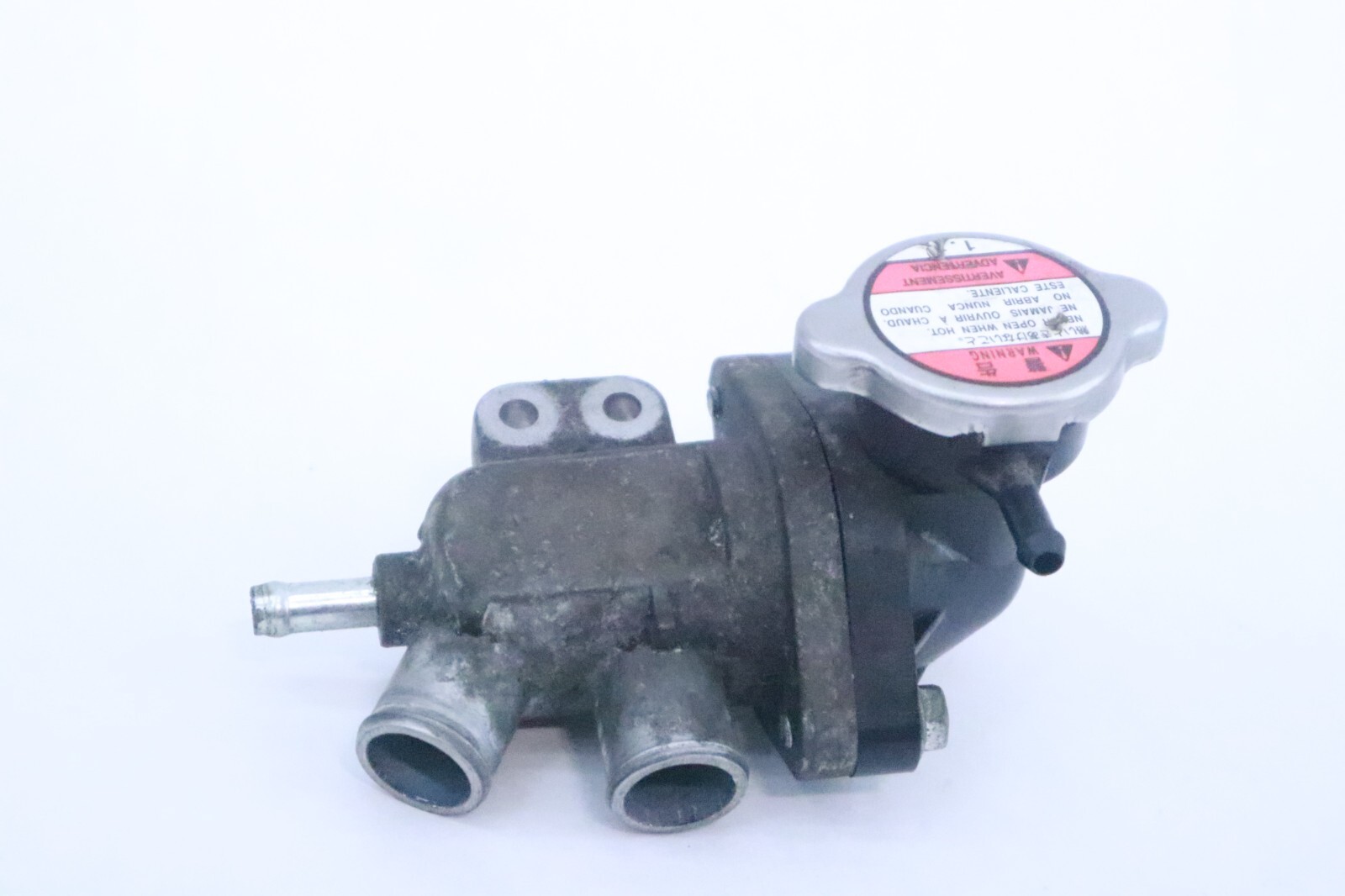 SUZUKI GSX650F KATANA OEM GSF1250 WATER THERMOSTAT - Image 3
