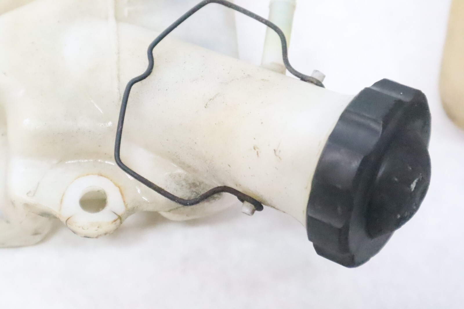 1983 HONDA CX650 CX 650 CX650C CUSTOM COOLANT RESERVE TANK - Image 6