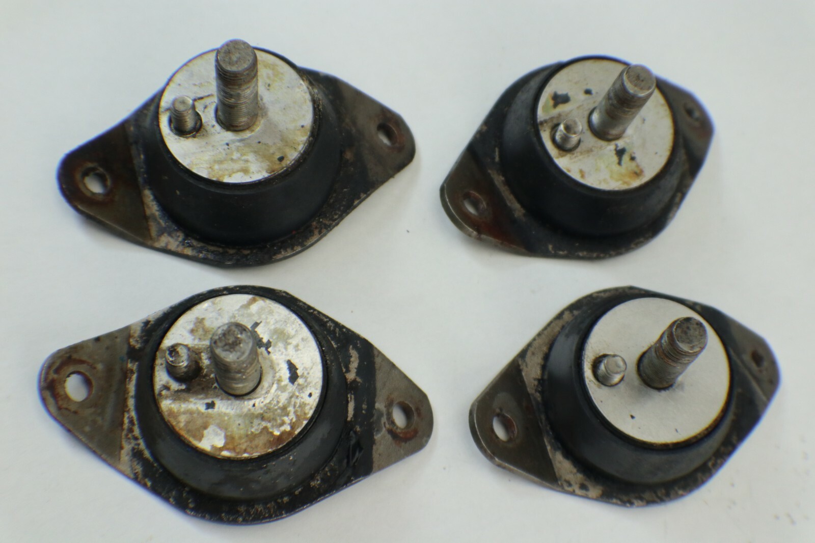 Polaris Jetski 1996 97 SLT 780, Engine Motor Mounts 3110055 - Image 5