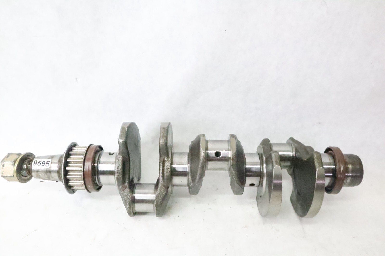 2006-2013 Mercury 25 HP 4 Stroke Outboard Crankshaft 889246T32 OEM