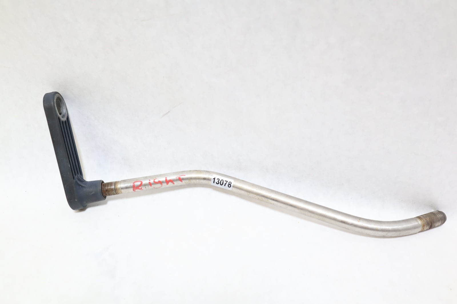 2004 - 07 SEA-DOO GTX 4TEC OEM RH TIE ROD 277001063