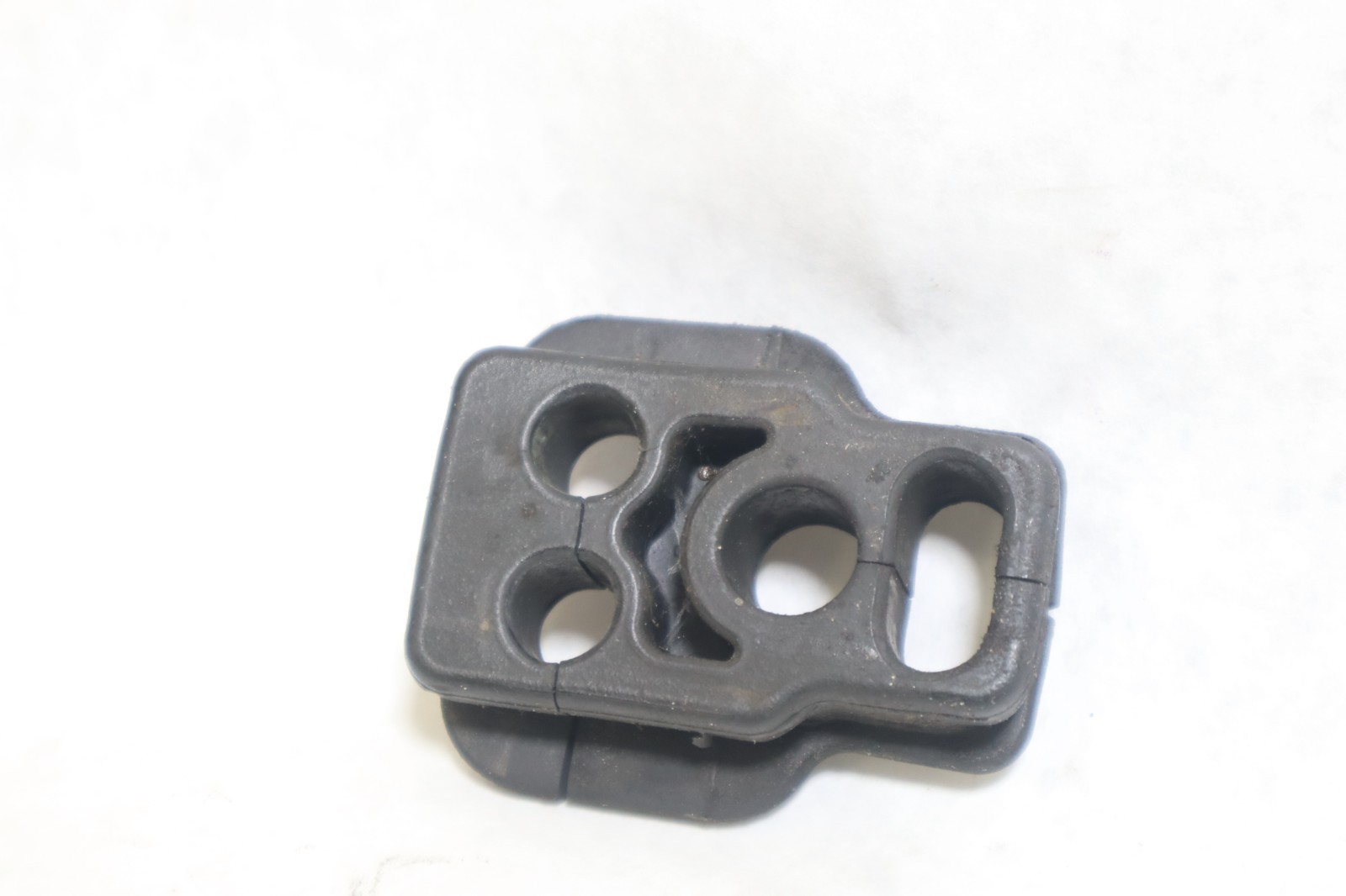 Honda BF 30 hp outboard rigging grommet - Image 5