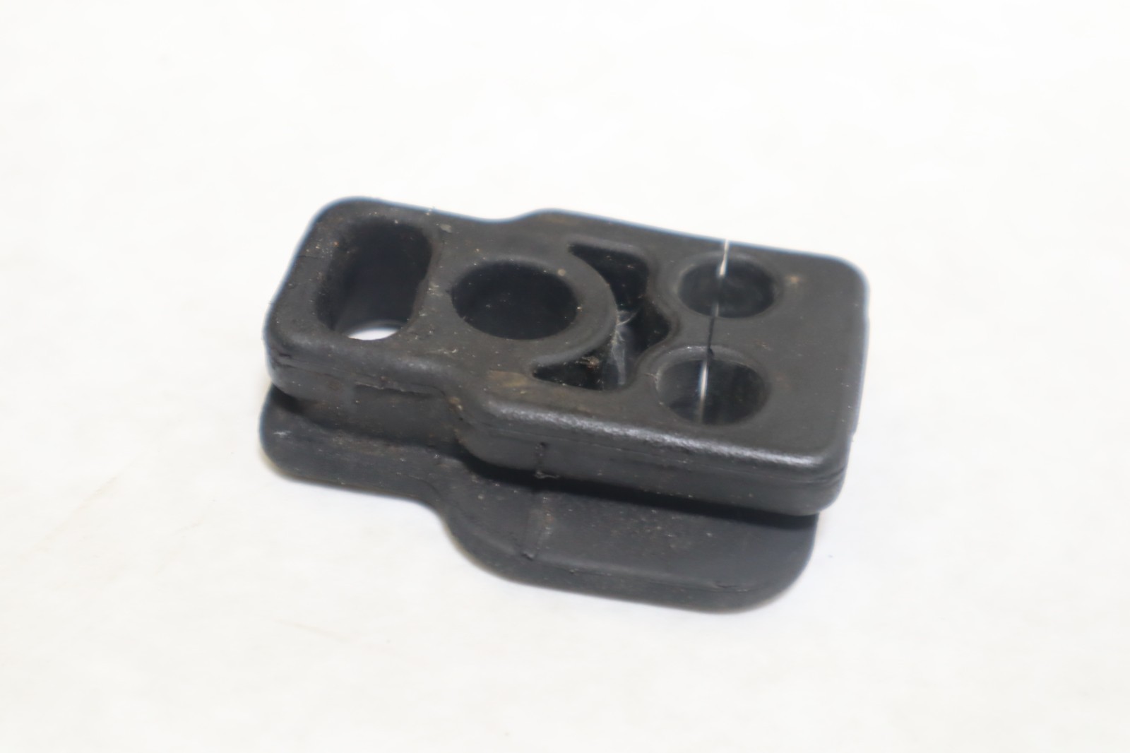 Honda BF 30 hp outboard rigging grommet - Image 7