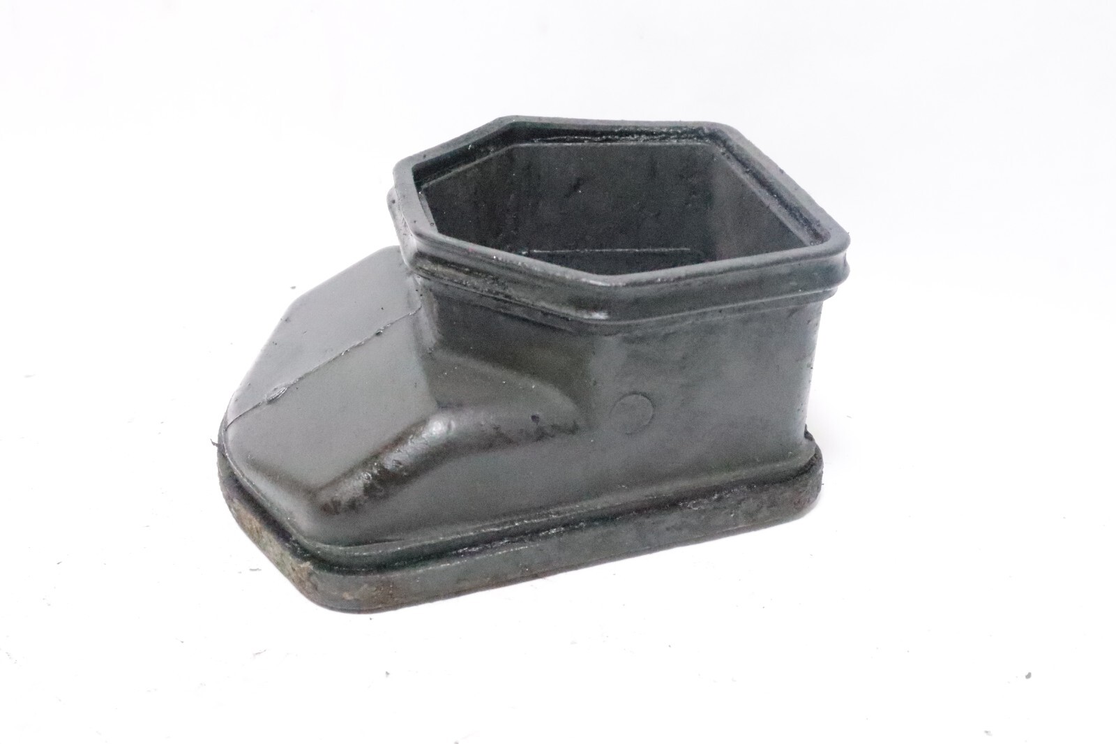Johnson Evinrude OMC 341197 Inner Lower Exhaust Housing - Used - Image 3