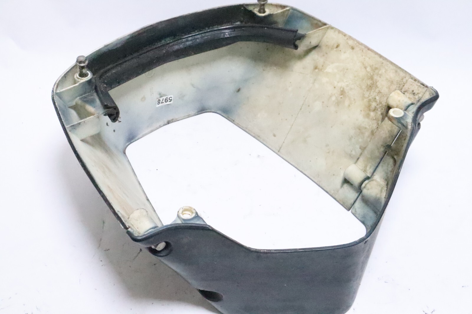 Johnson Evinrude 85-90-100-115-140-200 HP Midsection 0390131 Rear Cover 389274 - Image 3