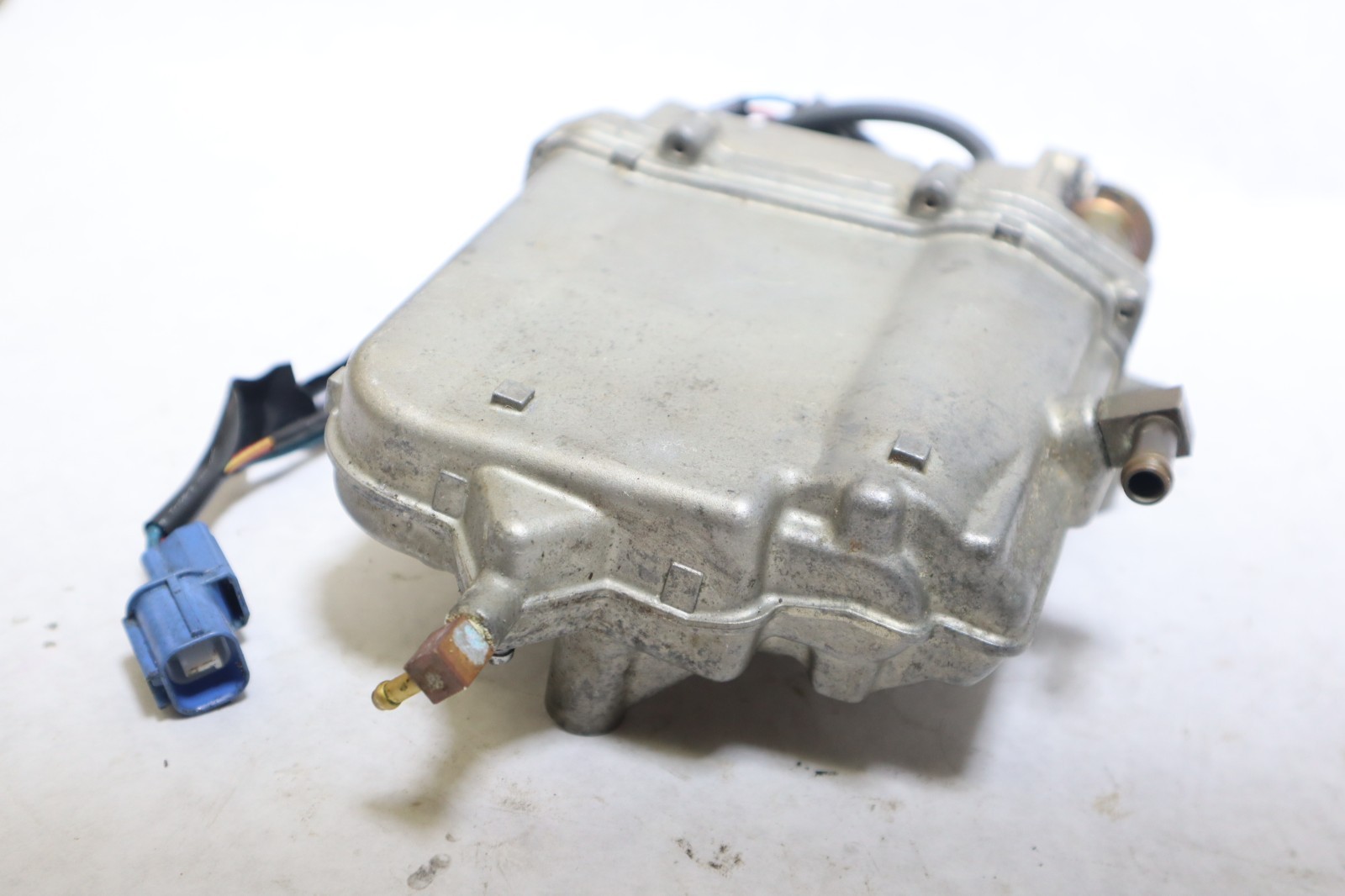 2005 Yamaha f 150 hp 4 stroke outboard VST (63P-14180-22-00) - Image 9