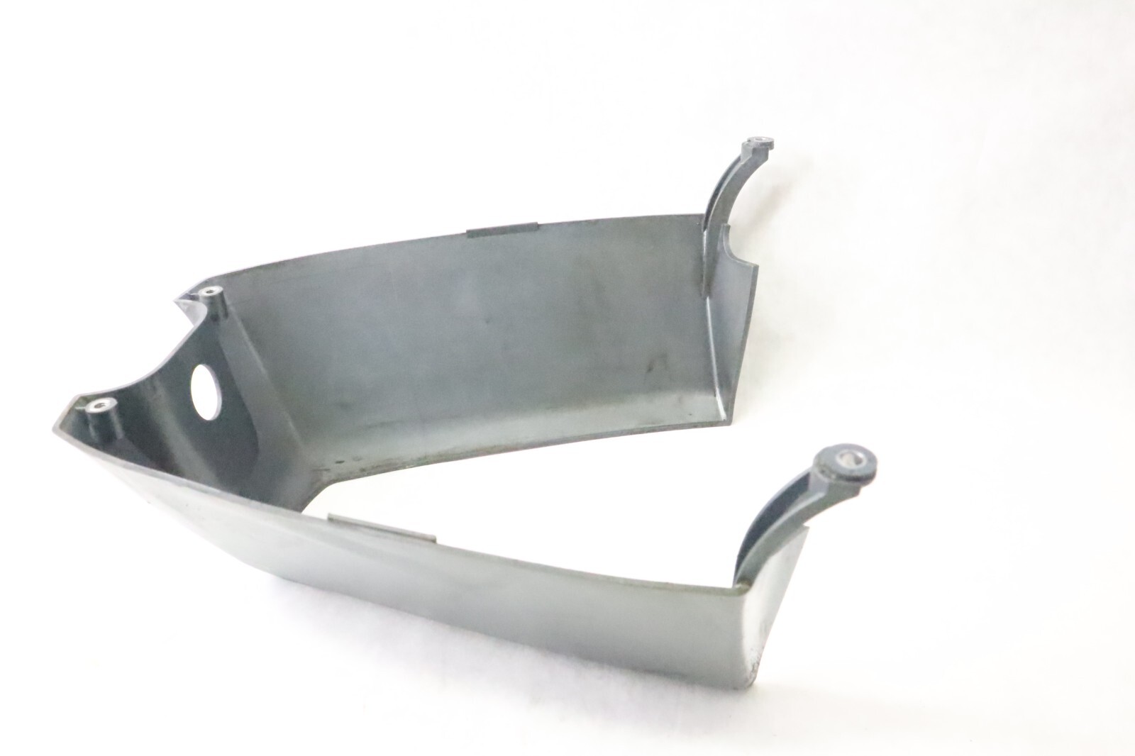 1999 - 2005 F25 25hp Yamaha Outboard 65W-42741-01-00 APRON - Image 5