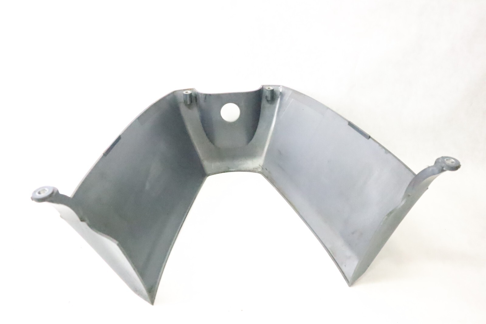 1999 - 2005 F25 25hp Yamaha Outboard 65W-42741-01-00 APRON - Image 6