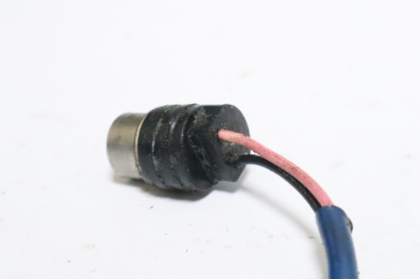 1990-1997 Yamaha 40 hp Temperature Sending Sensor 6E9-82560-00-00 thermo switch - Image 5