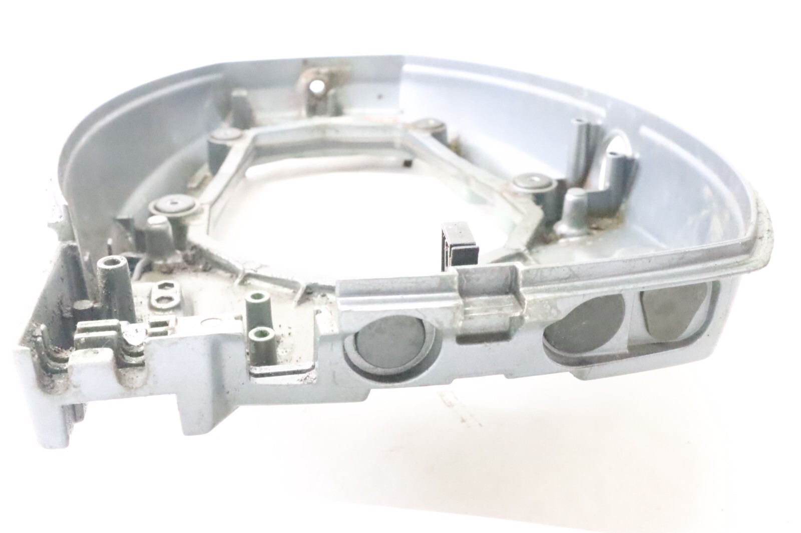 2005 Yamaha F 25 hp 4 Stroke Bottom Cowling Engine Cover 65W-42710-16-4D - Image 4
