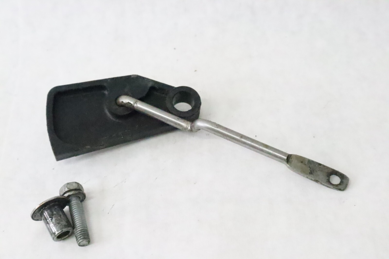 YAMAHA 25 HP SHIFT ROD LEVER 65W-44125-00-00 + ROD 65W-44192-00-00