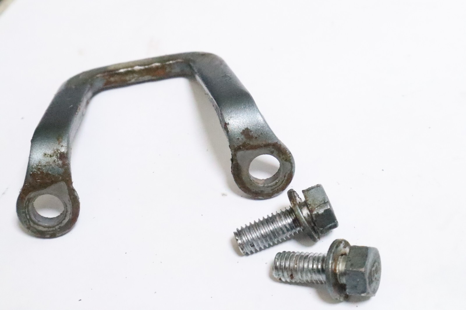 YAMAHA ENGINE HANGER LIFTING EYE 676-11119-00-00 - Image 8