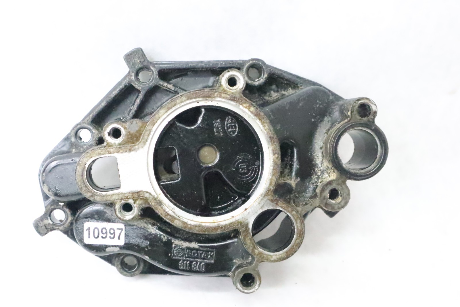BRP OIL PUMP HOUSING 420811840 OEM 420811840 - Image 2