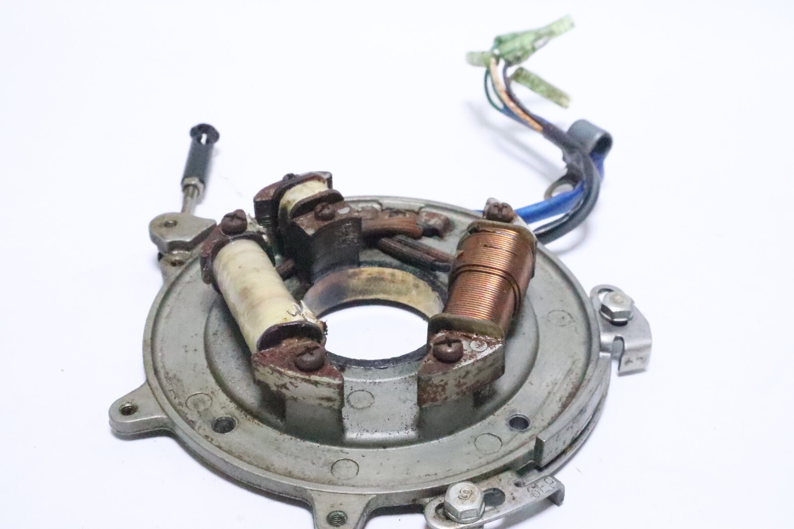 Yamaha 1990 - 1997 Stator/Base Assembly 40 HP WARRANTY GOOD CONDITION - Image 2