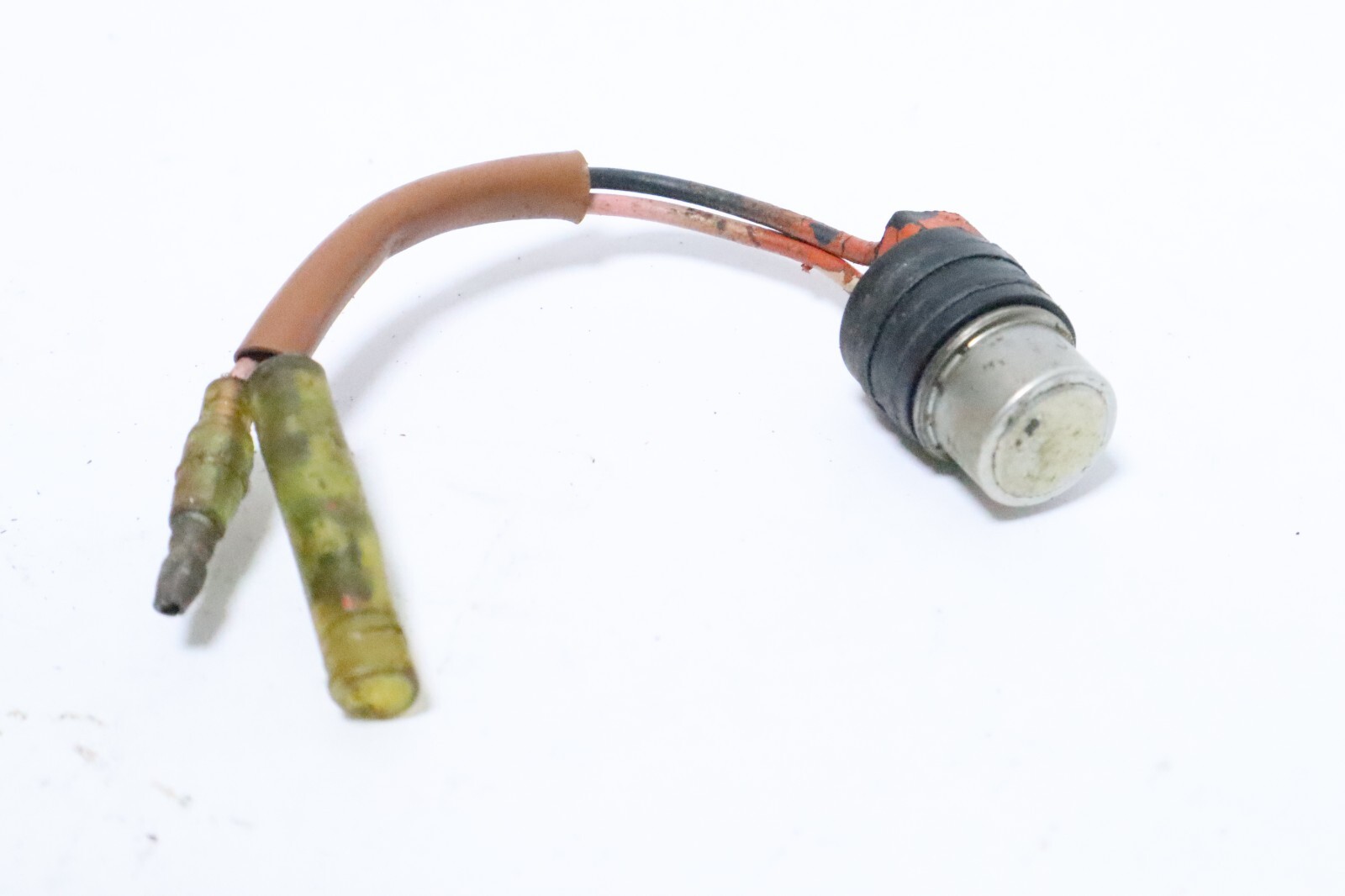 OEM YAMAHA THERMO SWITCH PN# 688-82560-10-00 - Image 7